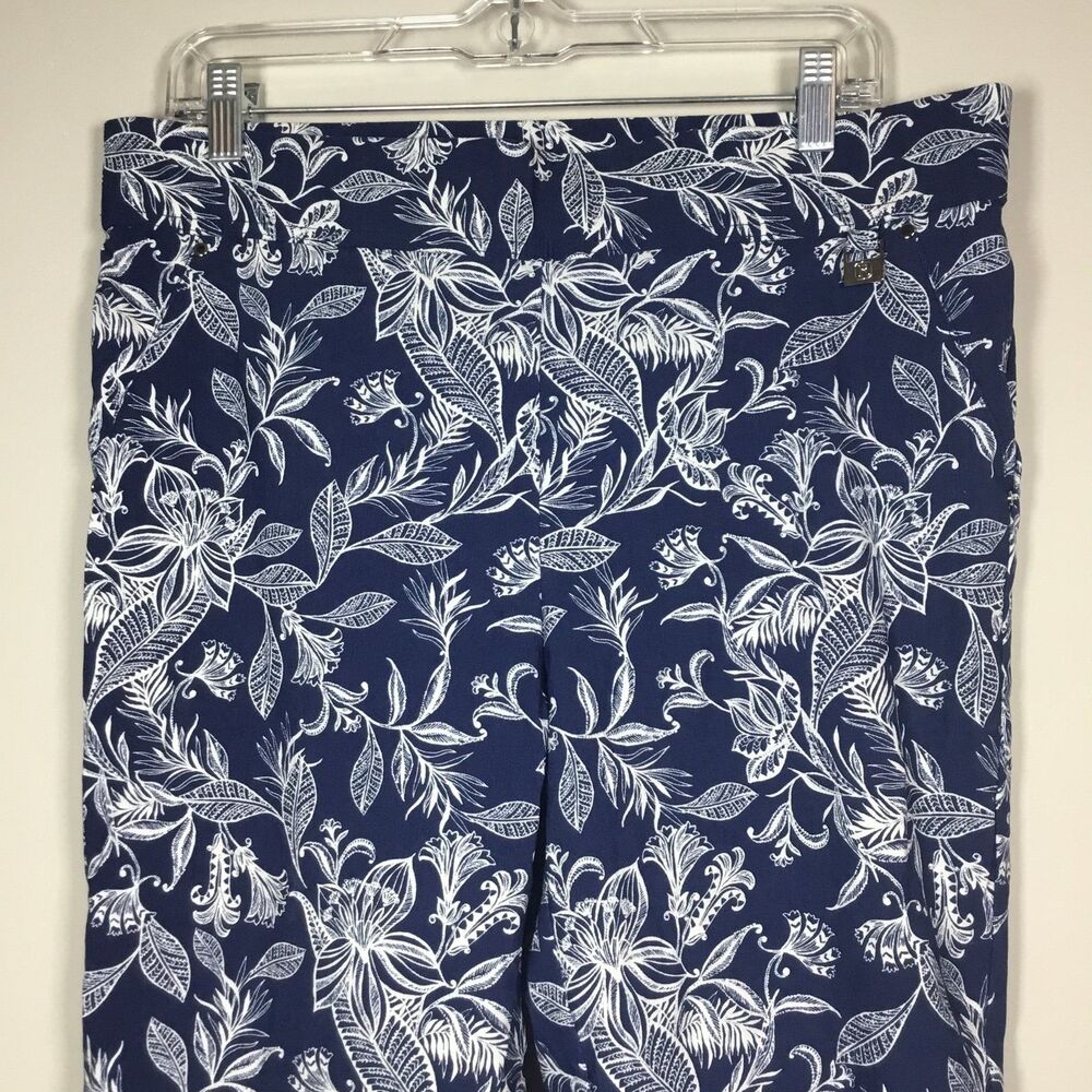 Rafaella comfort pull on capri pants navy blue & white floral pastel waist 36” - Picture 2 of 7